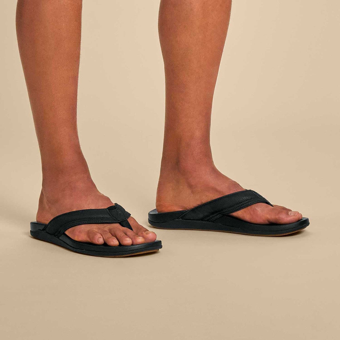 Olukai Maha Men’s Beach Sandals - Black