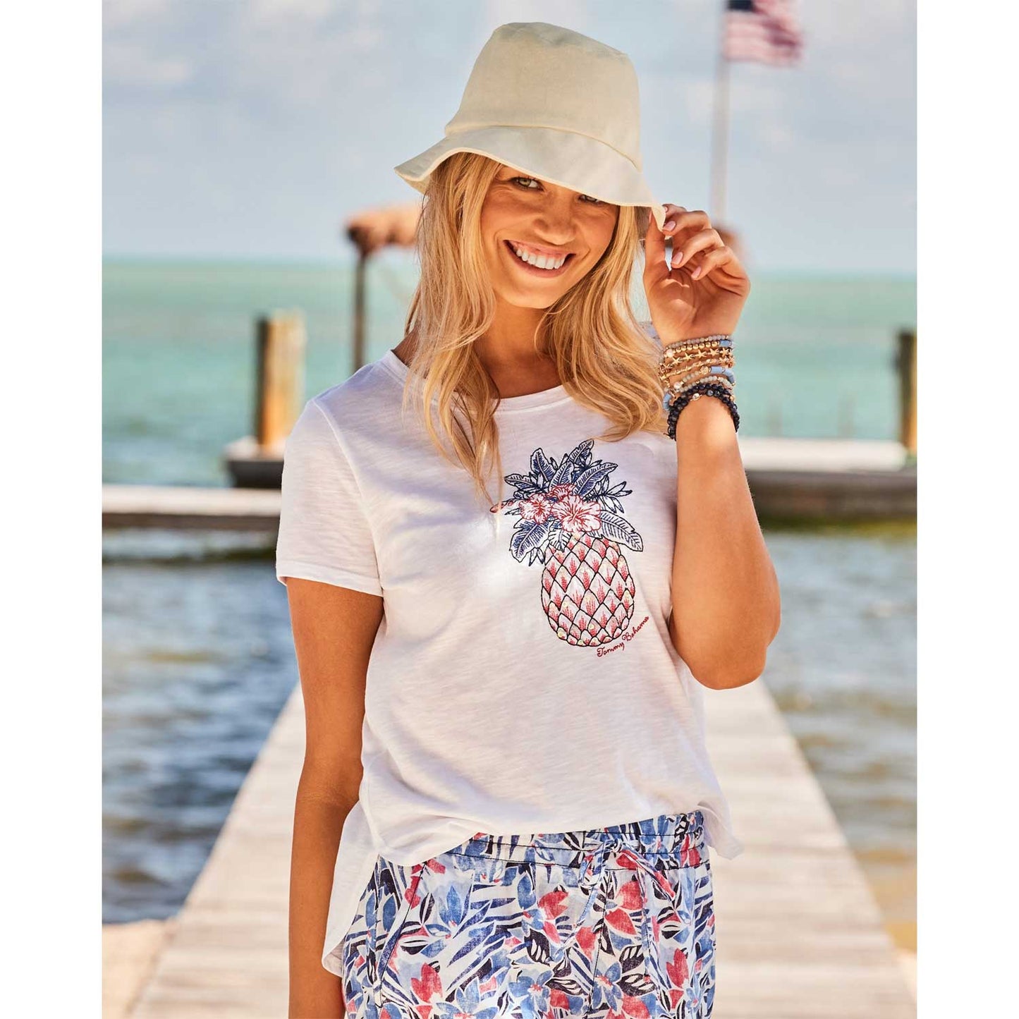 Tommy Bahama Americana Pineapple Lux T-Shirt - White