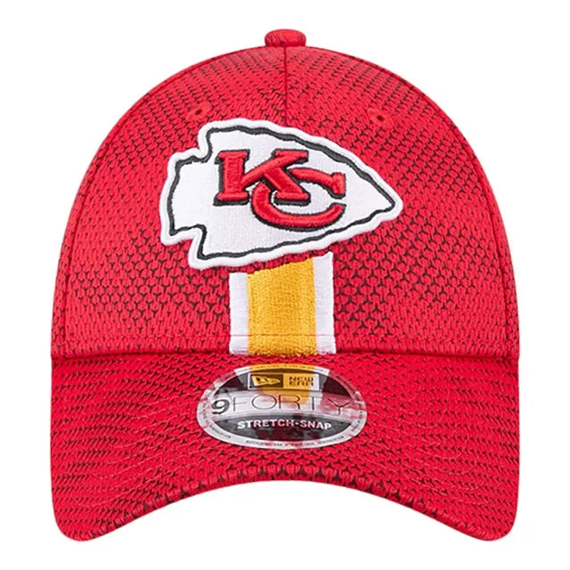 New Era Kansas City Chiefs 2024 Sideline 9FORTY 940 Stretch Snap Adjustable Hat