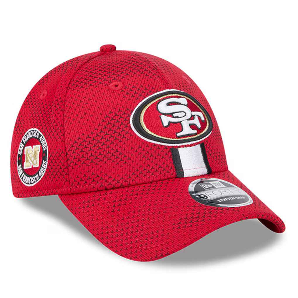 New Era San Francisco 49ers 2024 Sideline 9FORTY 940 Stretch Snap Adjustable Hat