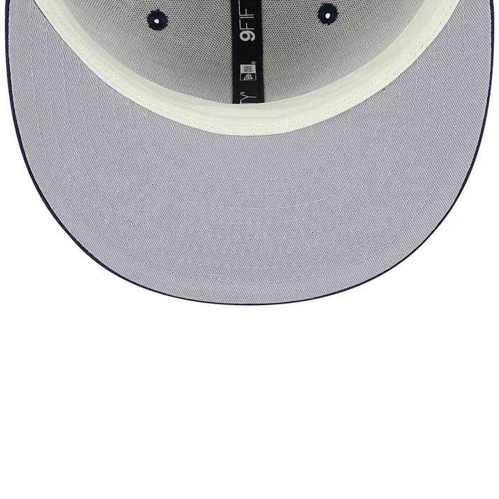 New Era New England Patriots 2024 9FIFTY 950 Sideline Statement Plaid Snapback Hat