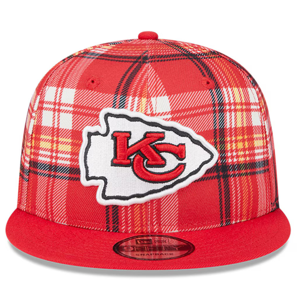 New Era Kansas City Chiefs 9FIFTY 950 Sideline Statement Plaid Snapback Hat