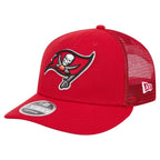 New Era Tampa Bay Buccaneers 9FIFTY 950 Trucker Snapback Hat