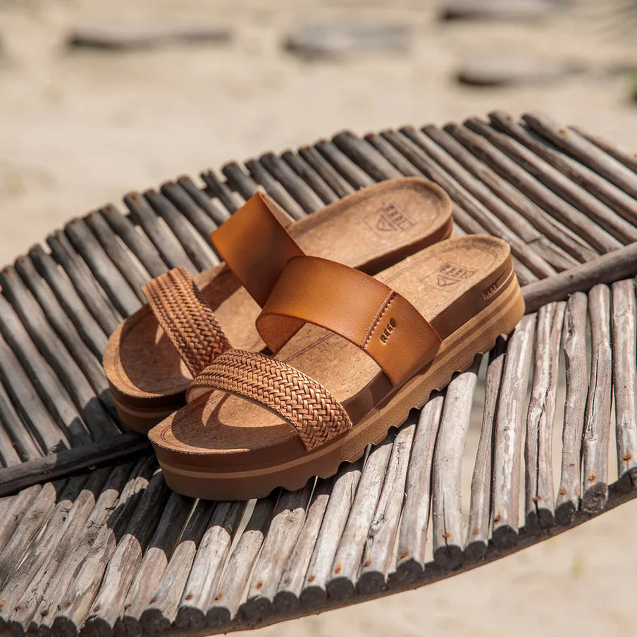 Reef Cushion Vista Hi Natural Braid Sandal