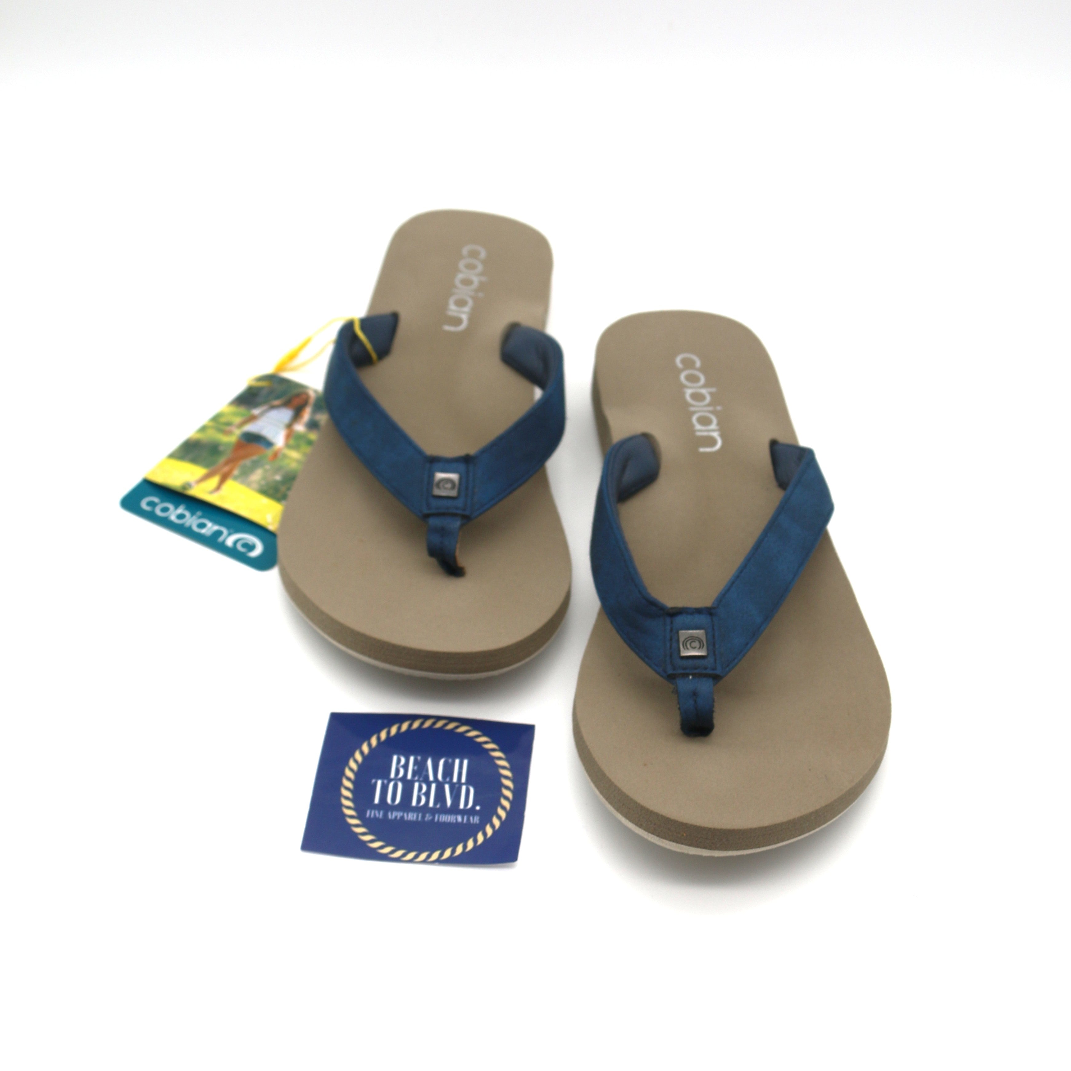 Cobian Women's Skinny Bounce Sandal - BeachToBlvd