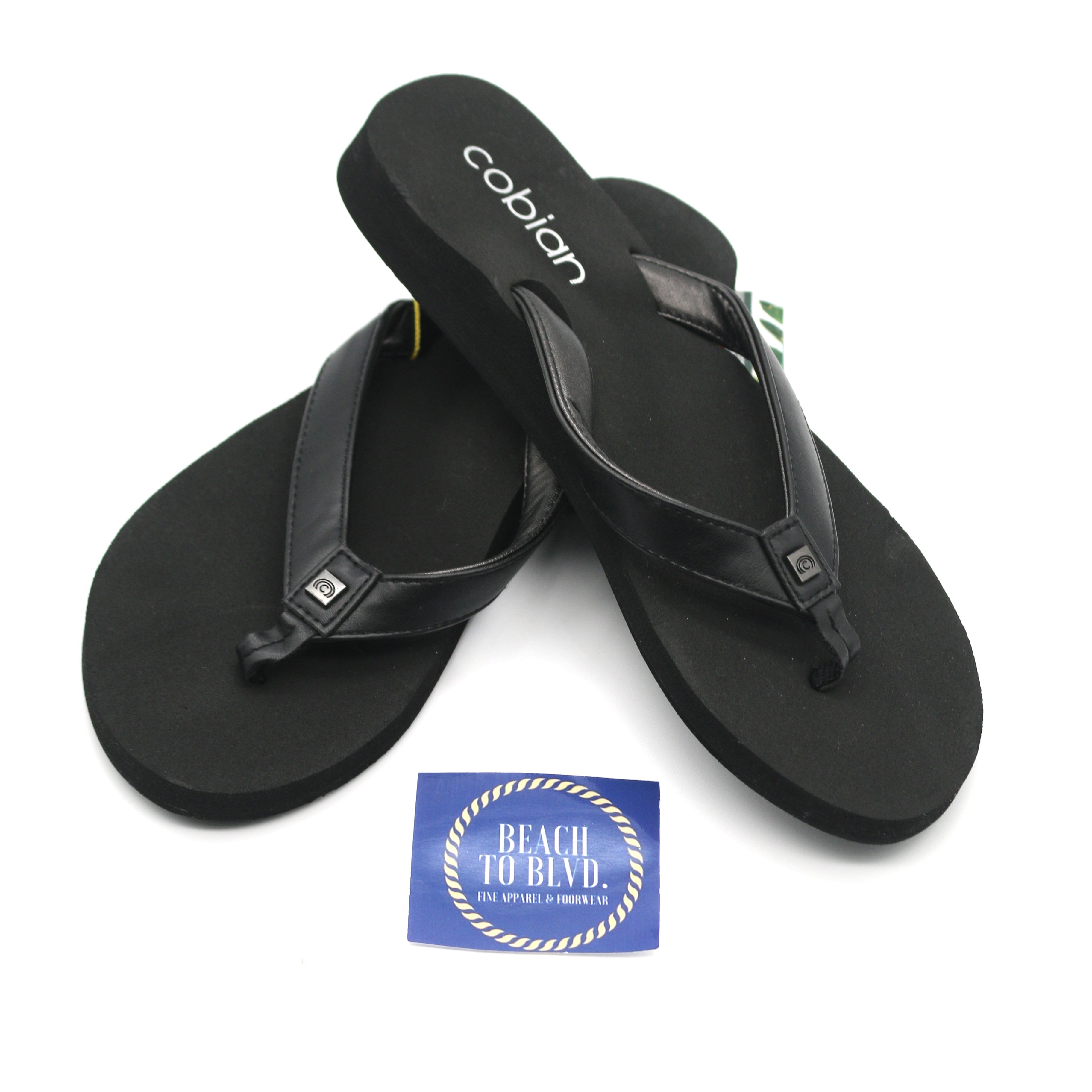 Cobian Women's Skinny Bounce Sandal - BeachToBlvd