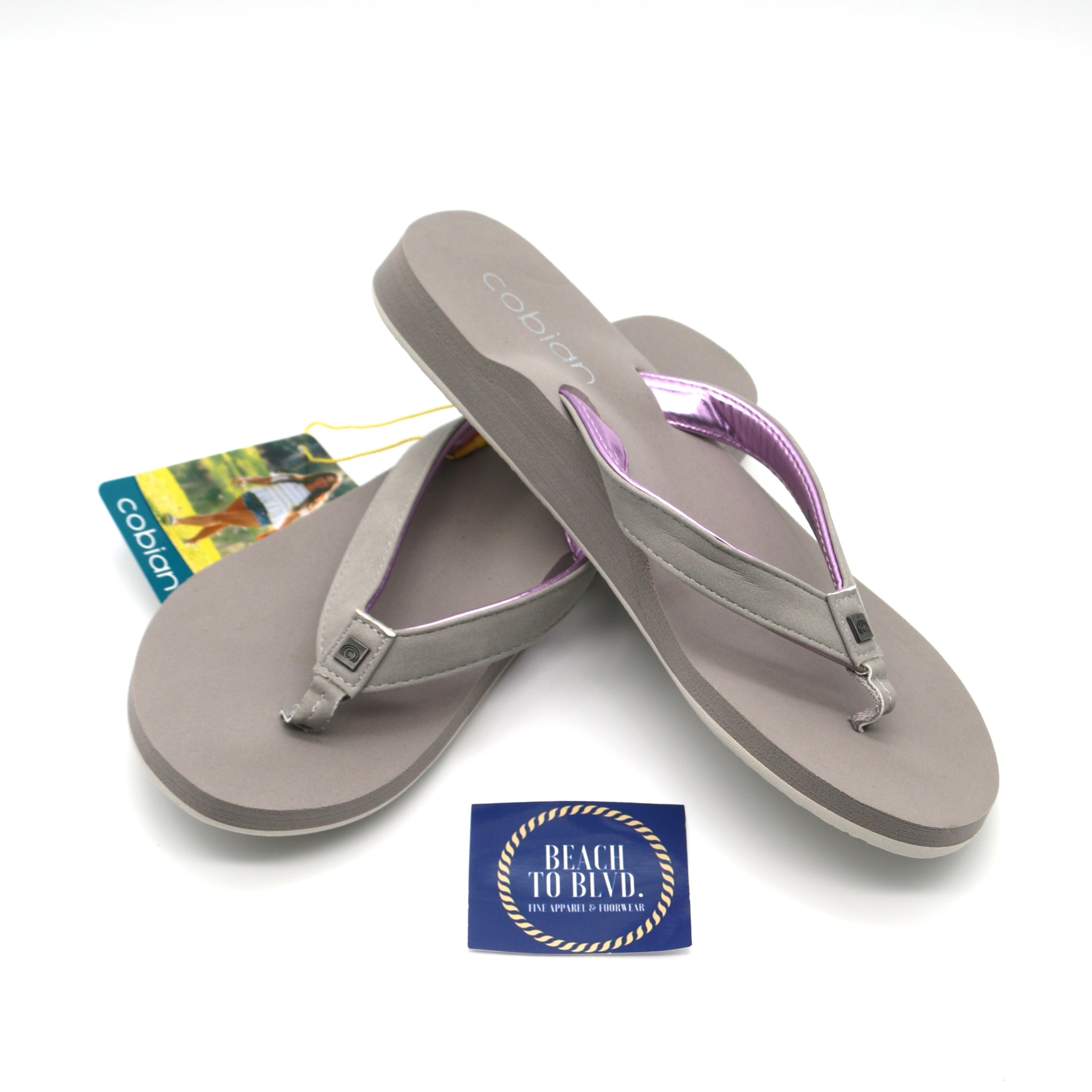 Cobian Women's Skinny Bounce Sandal - BeachToBlvd