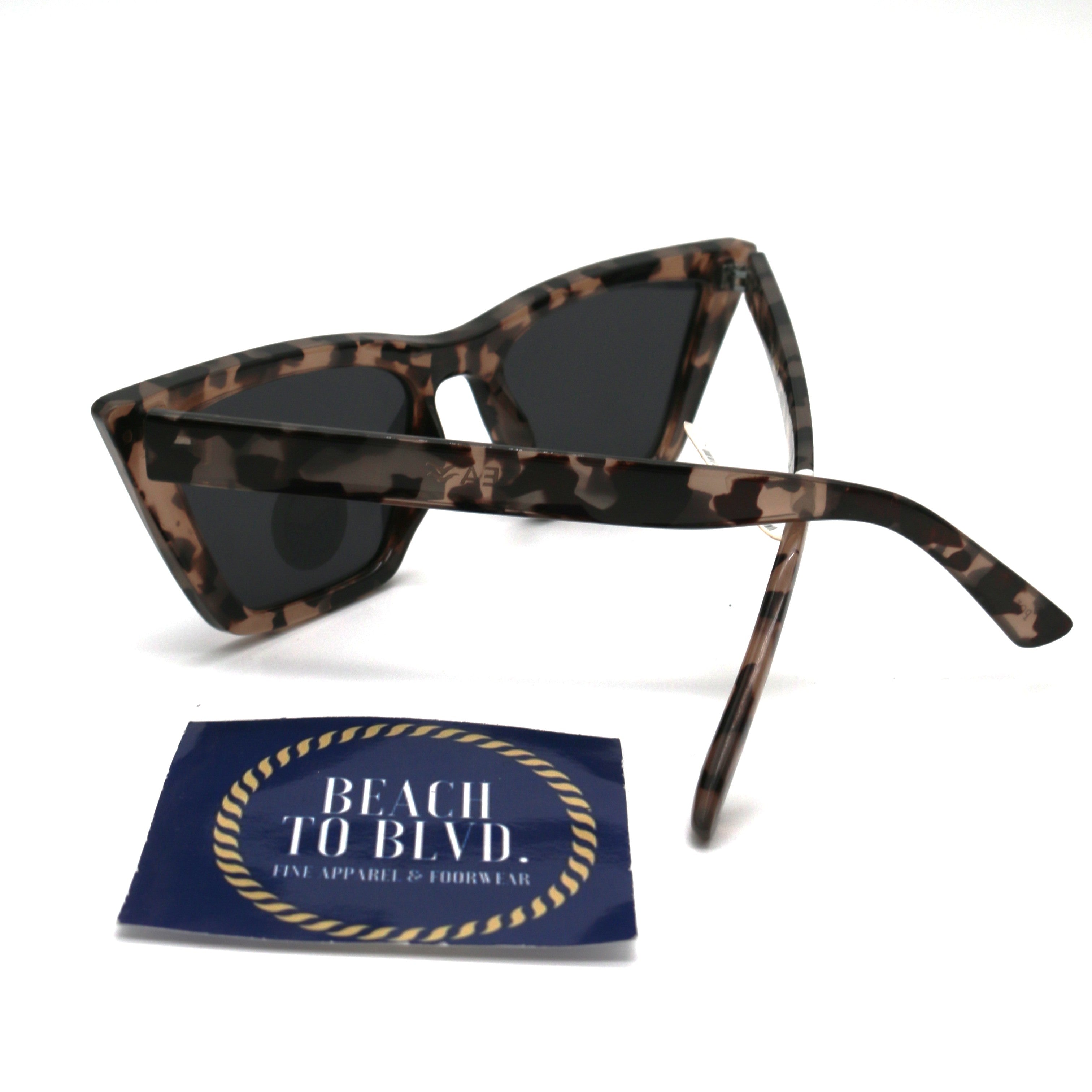 I-SEA Rosey Women's Polarized Sunglasses - Tortoise Frame /Smoke Lens