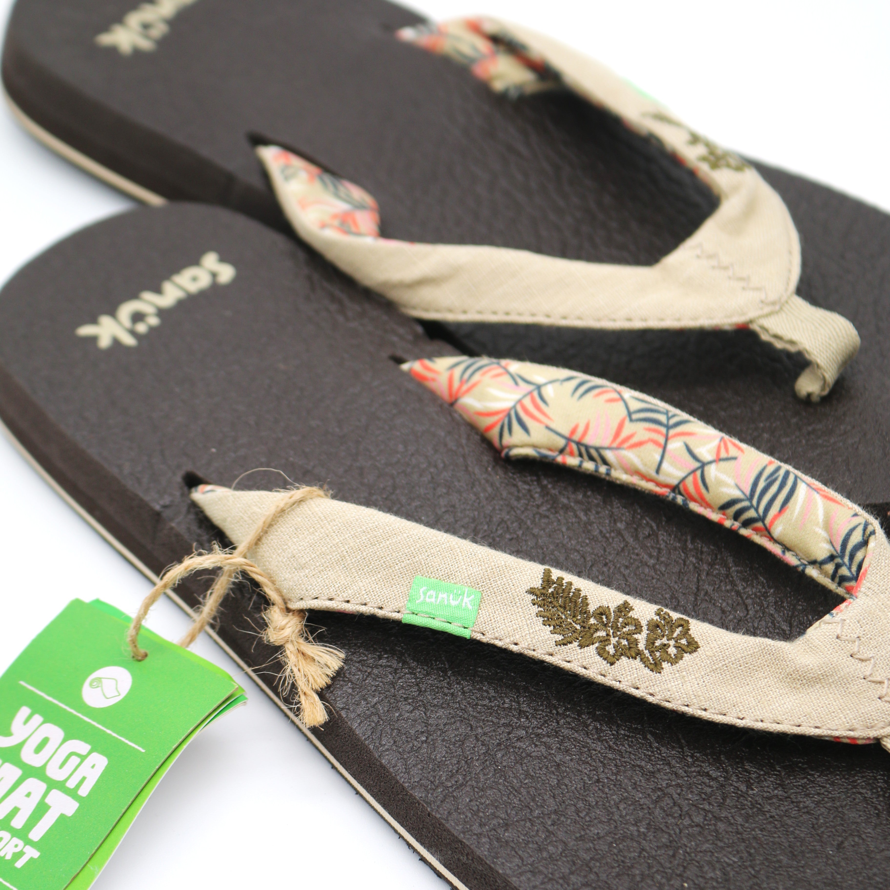 Sanuk Yoga Paradise II - Women -Natural Paradise Palm - BeachToBlvd