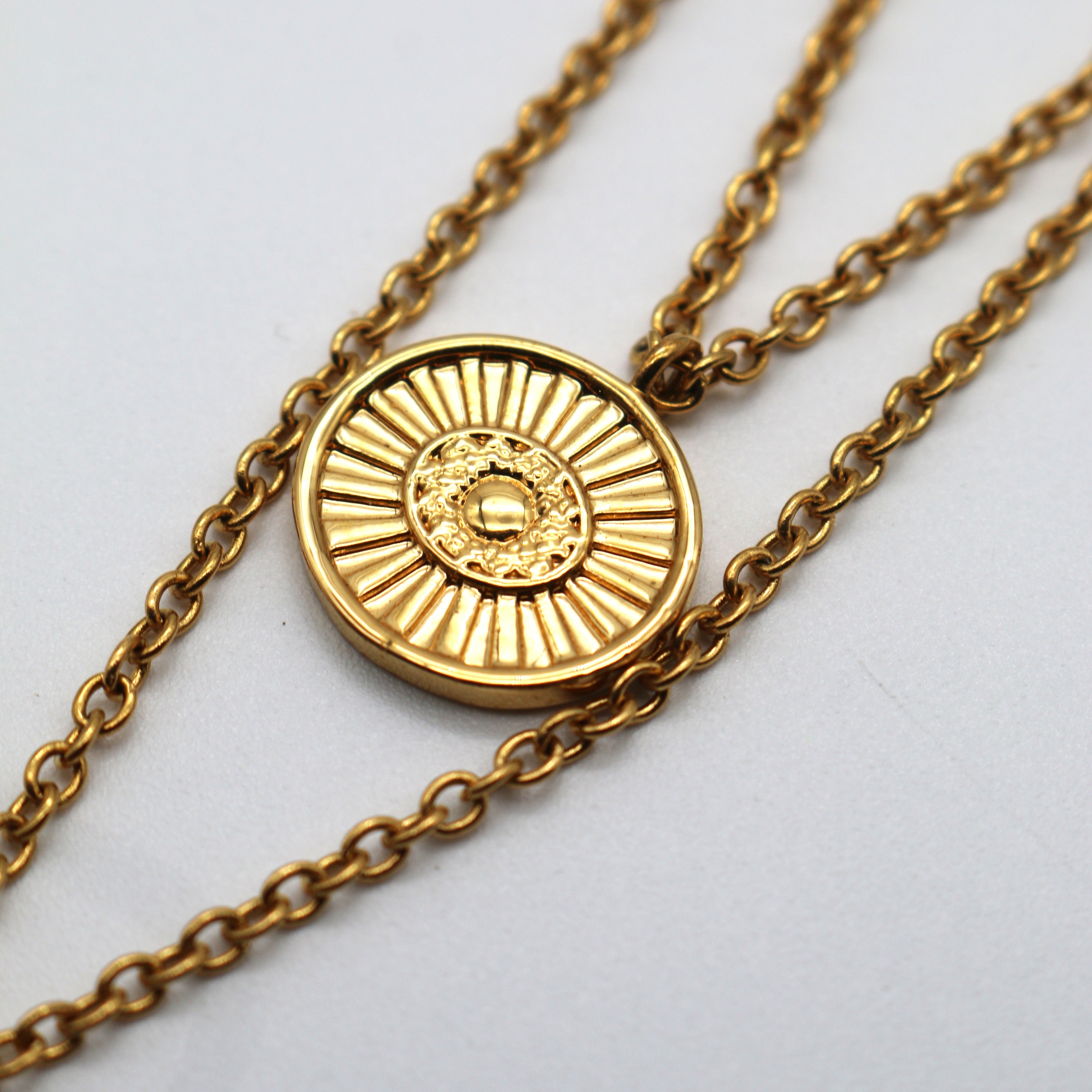 Sahira Gigi Double Coin Necklace Gold