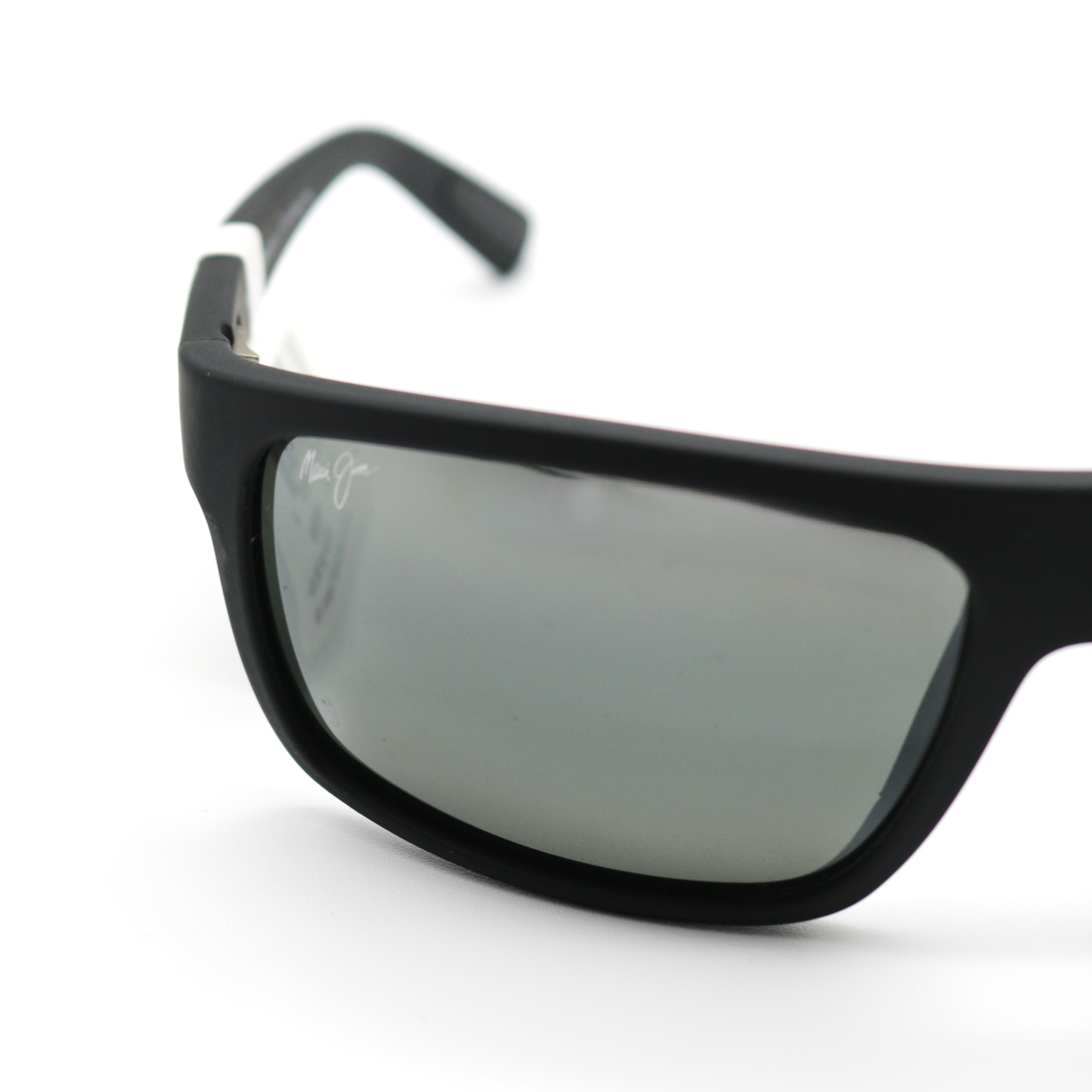 Maui Jim Sunglasses 746-02 Byron Bay - Black Matte Rubber Frame - Gray Lens - BeachToBlvd