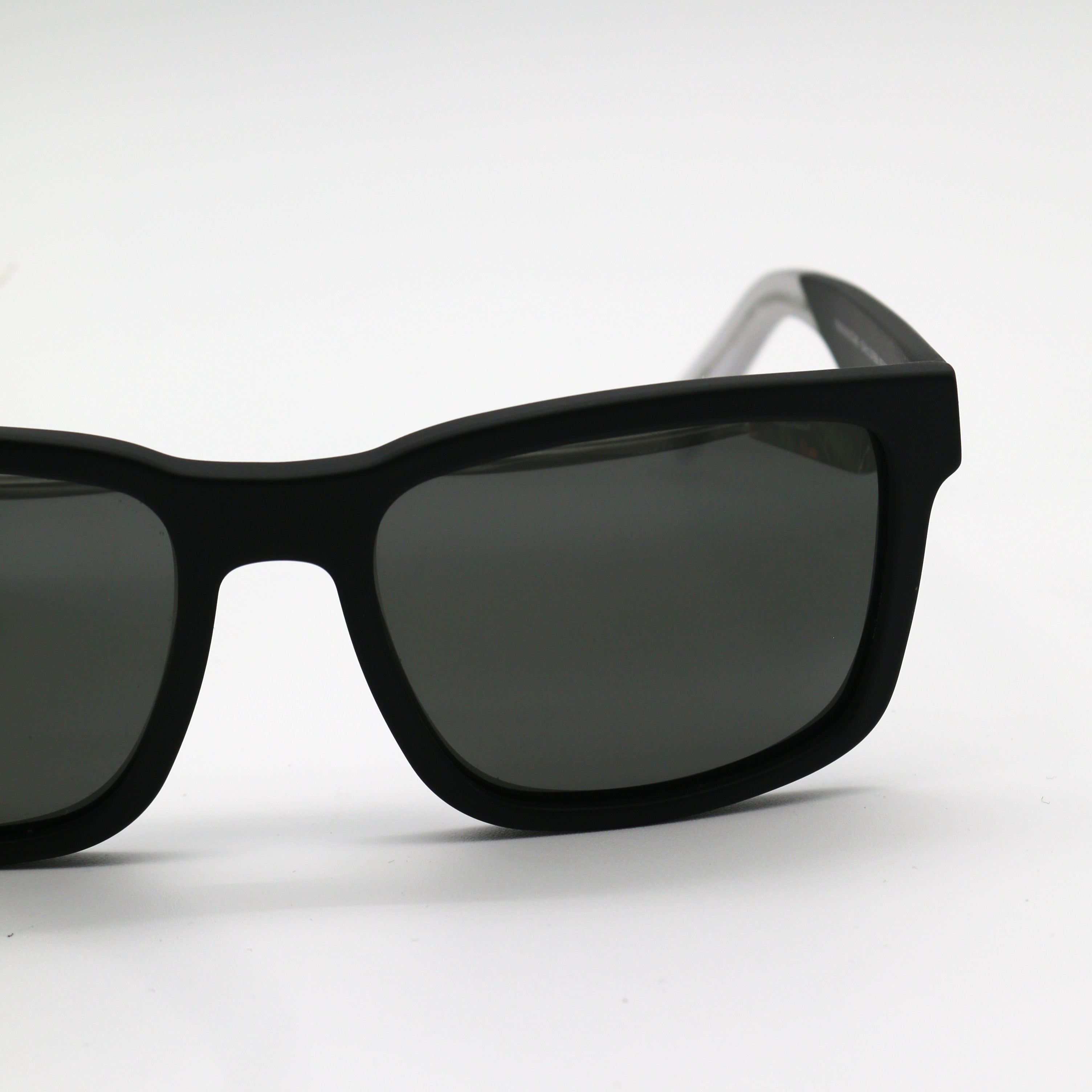 Maui Jim Sunglasses Stone Shack - Matte Black Frame W/Crystal Tips - Gray Lens - BeachToBlvd