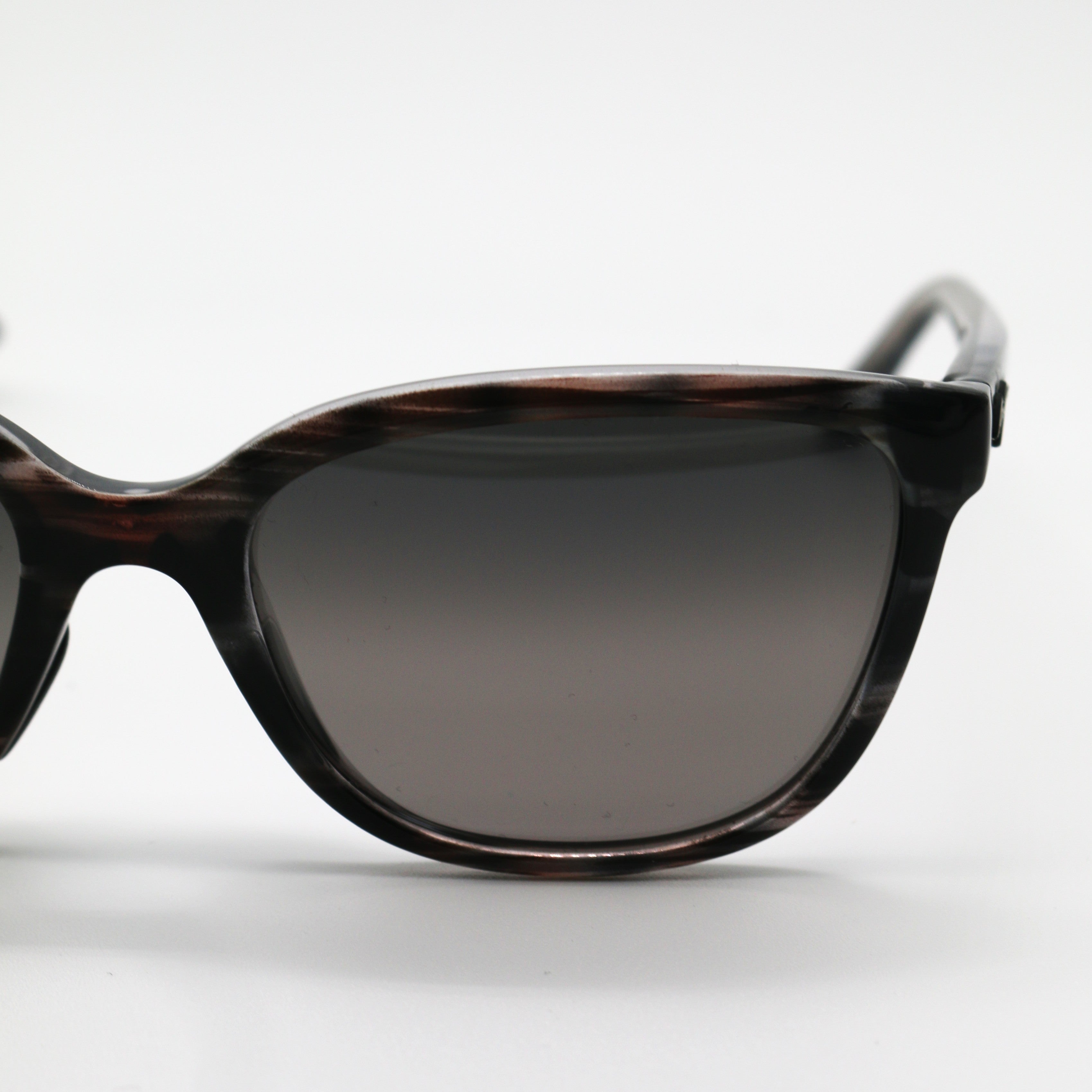 Maui Jim Honi Polarized Sunglasses - Grey Tortoise Frame / Gray Lens - BeachToBlvd