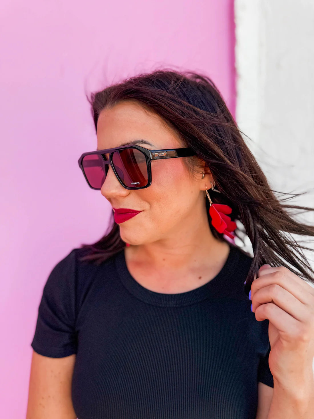 Quay Soundcheck Sunglasses-Black/Apricot Polarized