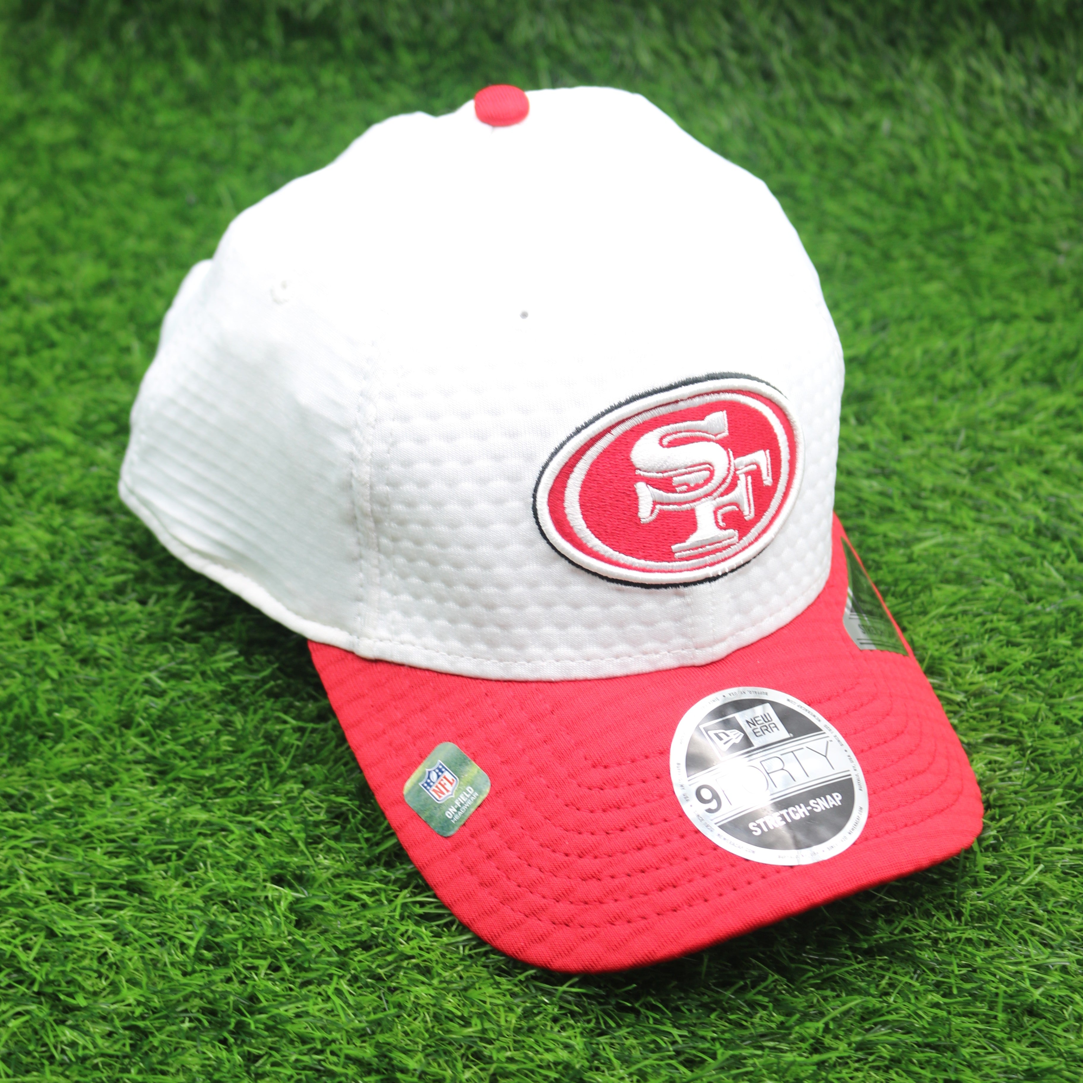 New Era San Francisco 49ers Train 9FORTY 940 Stretch Snap Adjustable Hat