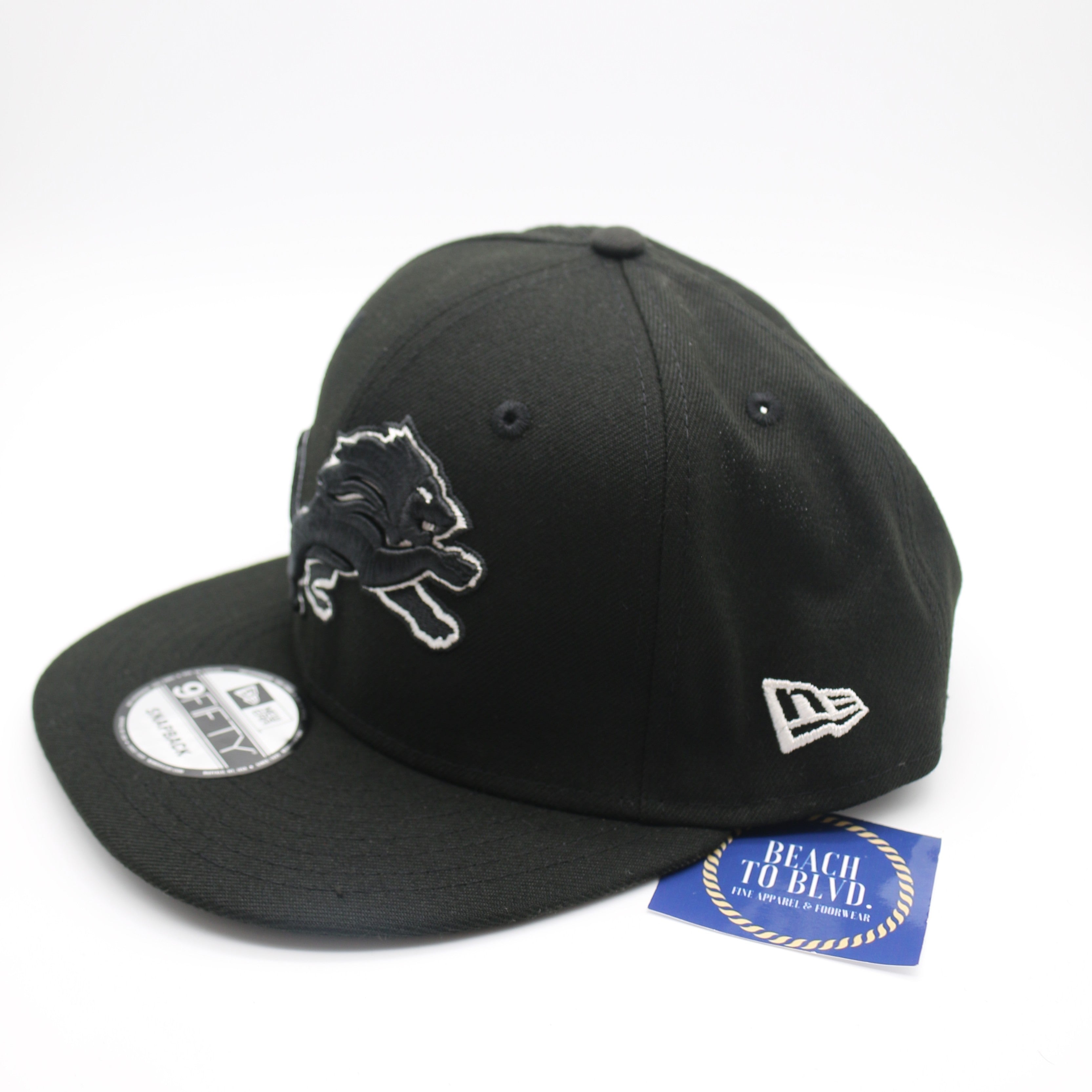 New Era Detroit Lions Black and White 9FIFTY 950 Snapback Hat