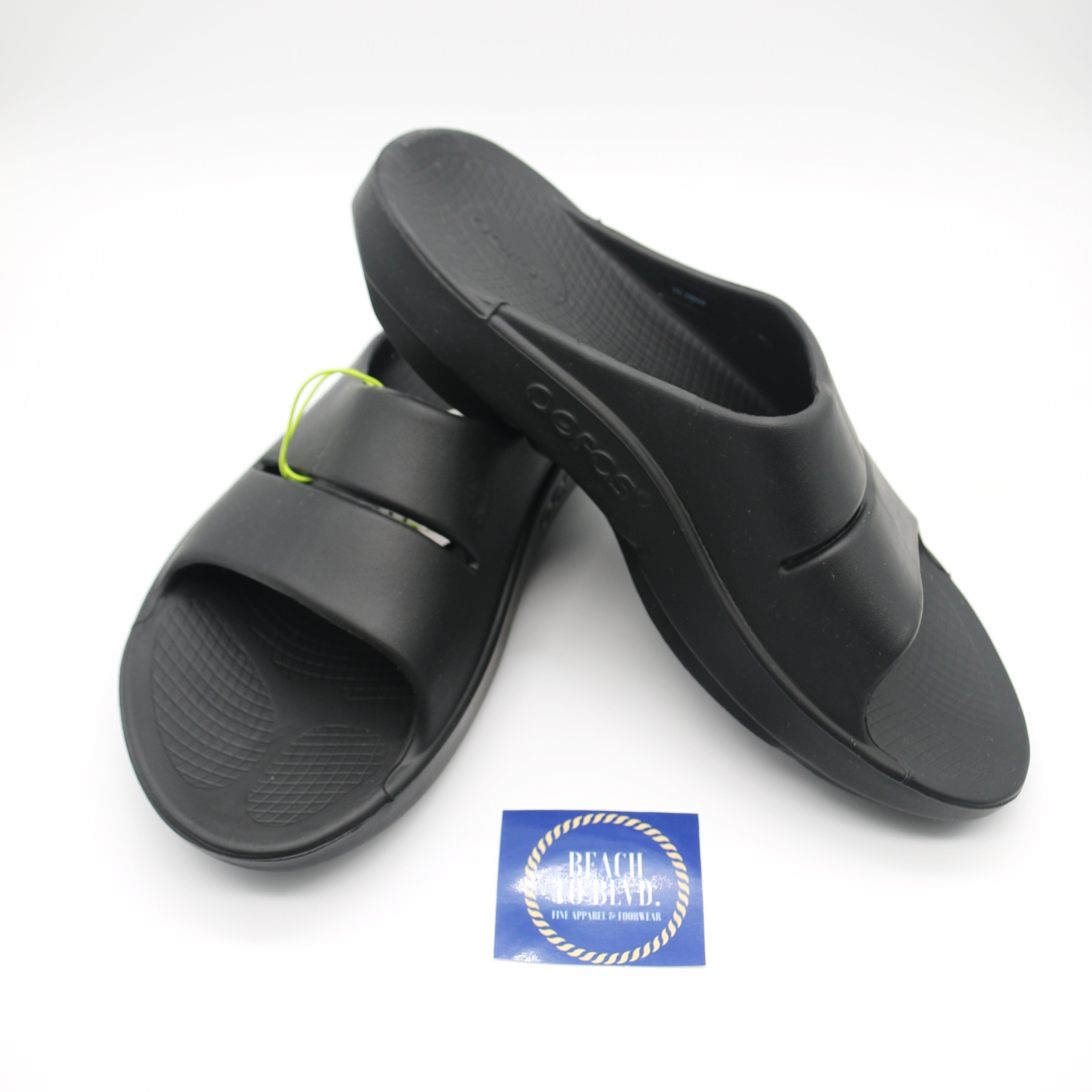 OOFOS - Unisex OOahh Sport - Post Run Recovery Slide Sandal - Black - BeachToBlvd