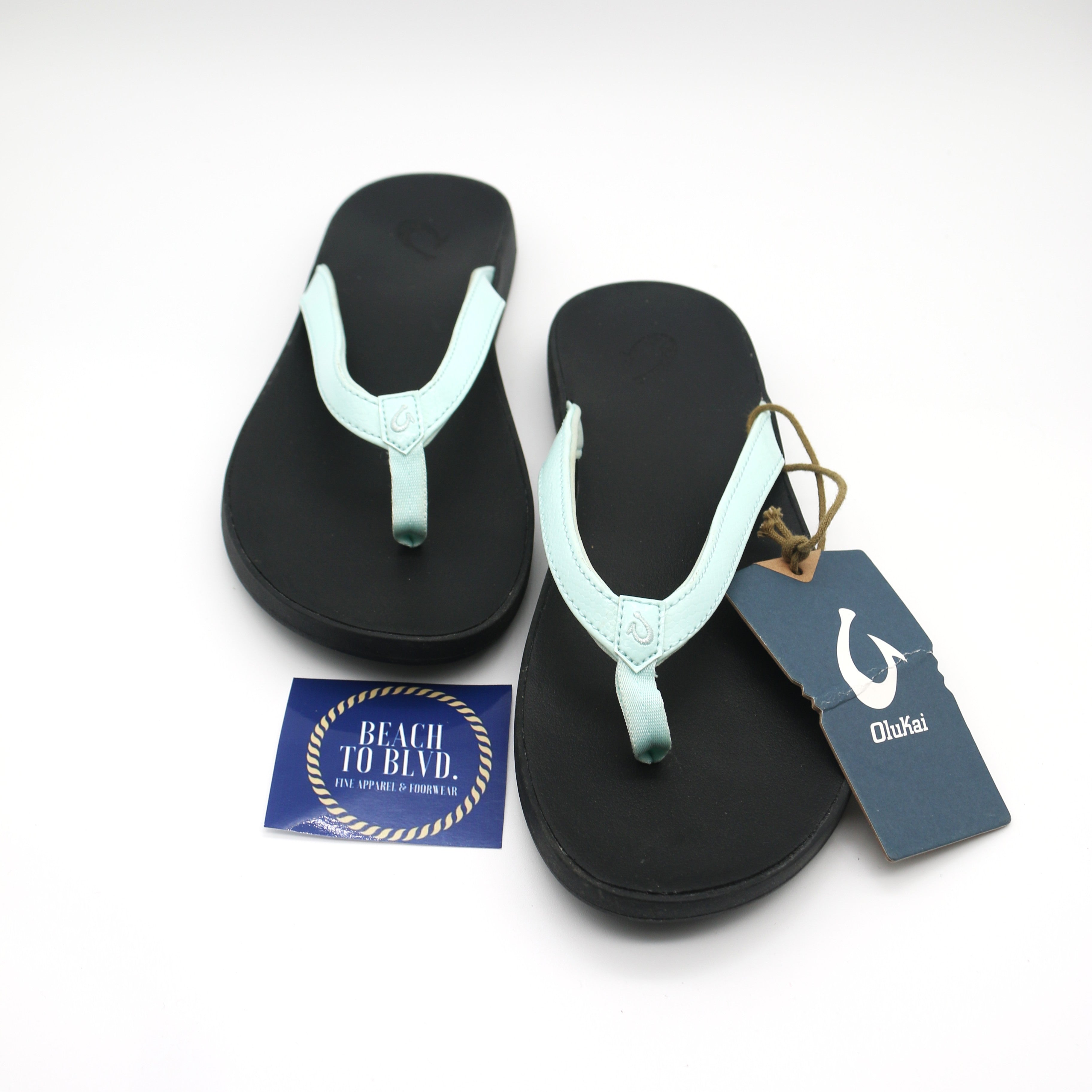 Olukai Puawe Women's Recovery Sandals - Sea Glass \ Black - BeachToBlvd