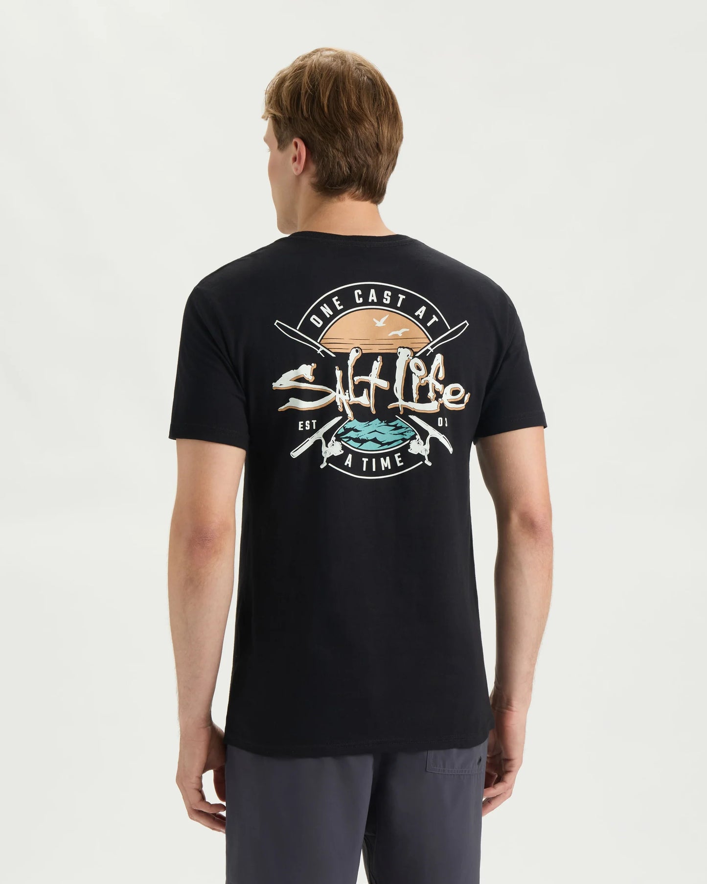 SALT LIFE Men’s One Cast At A Time Short Sleeve Tee