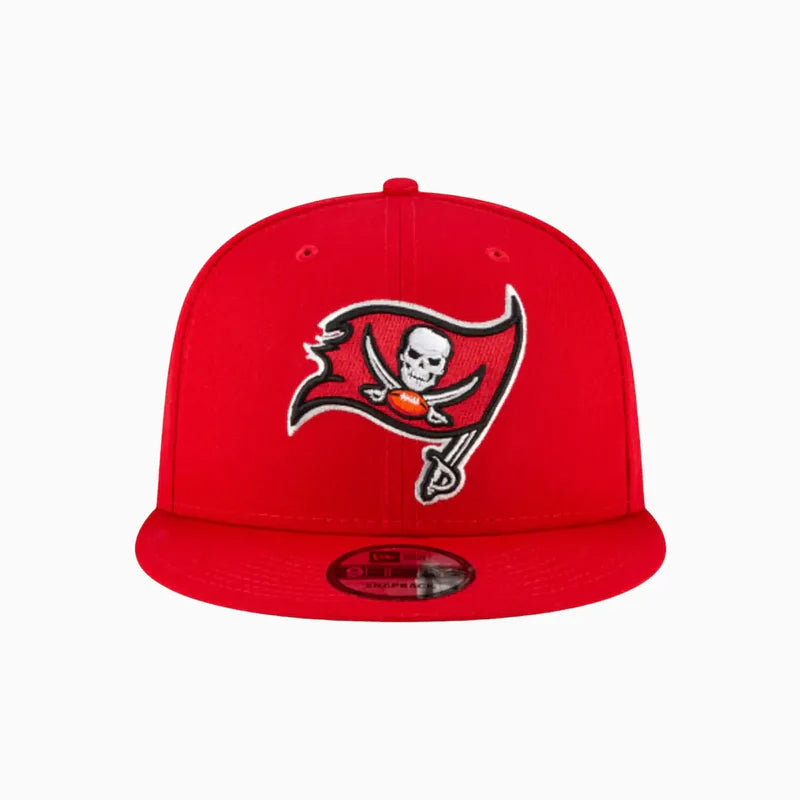 New Era Tampa Bay Buccaneers Basic 9FIFTY 950 Snapback Hat