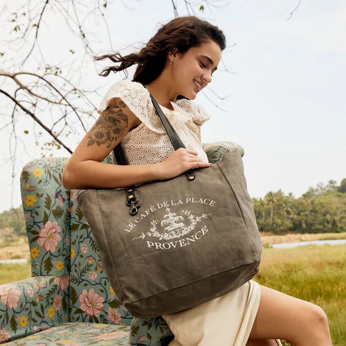 Myra Brontide Tote Bag - BeachToBlvd